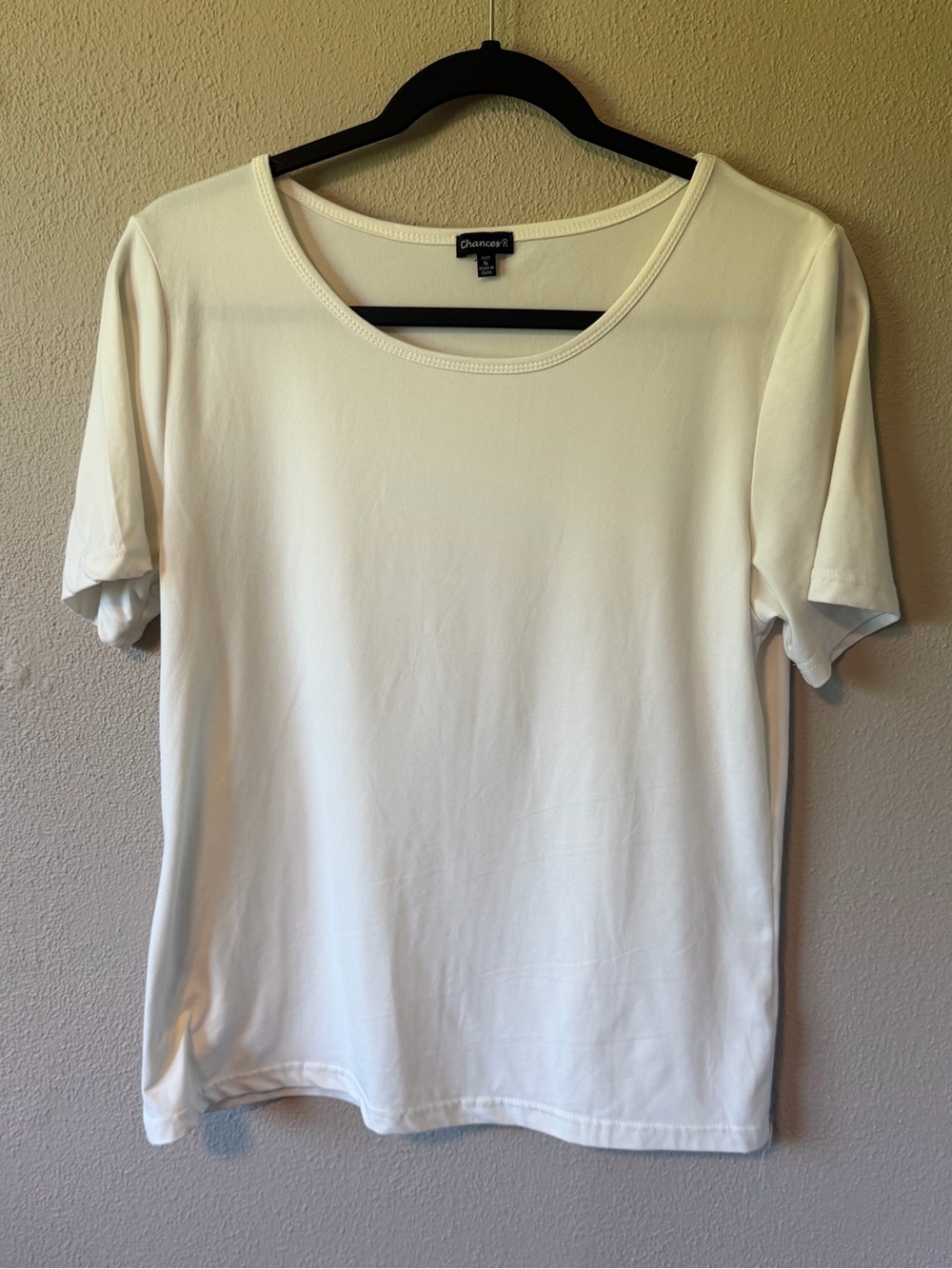 Chances R White Top Size Medium